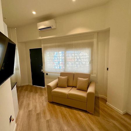 Apartamentos Sunsets Malaga Centro Ngoại thất bức ảnh