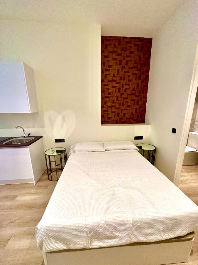 Apartamentos Sunsets Malaga Centro Ngoại thất bức ảnh